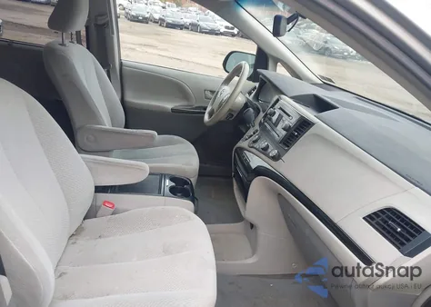 2012 Toyota Sienna Le V6 8 Passenger из США, поврежденный, VIN 5TDKK3DC3CS234076